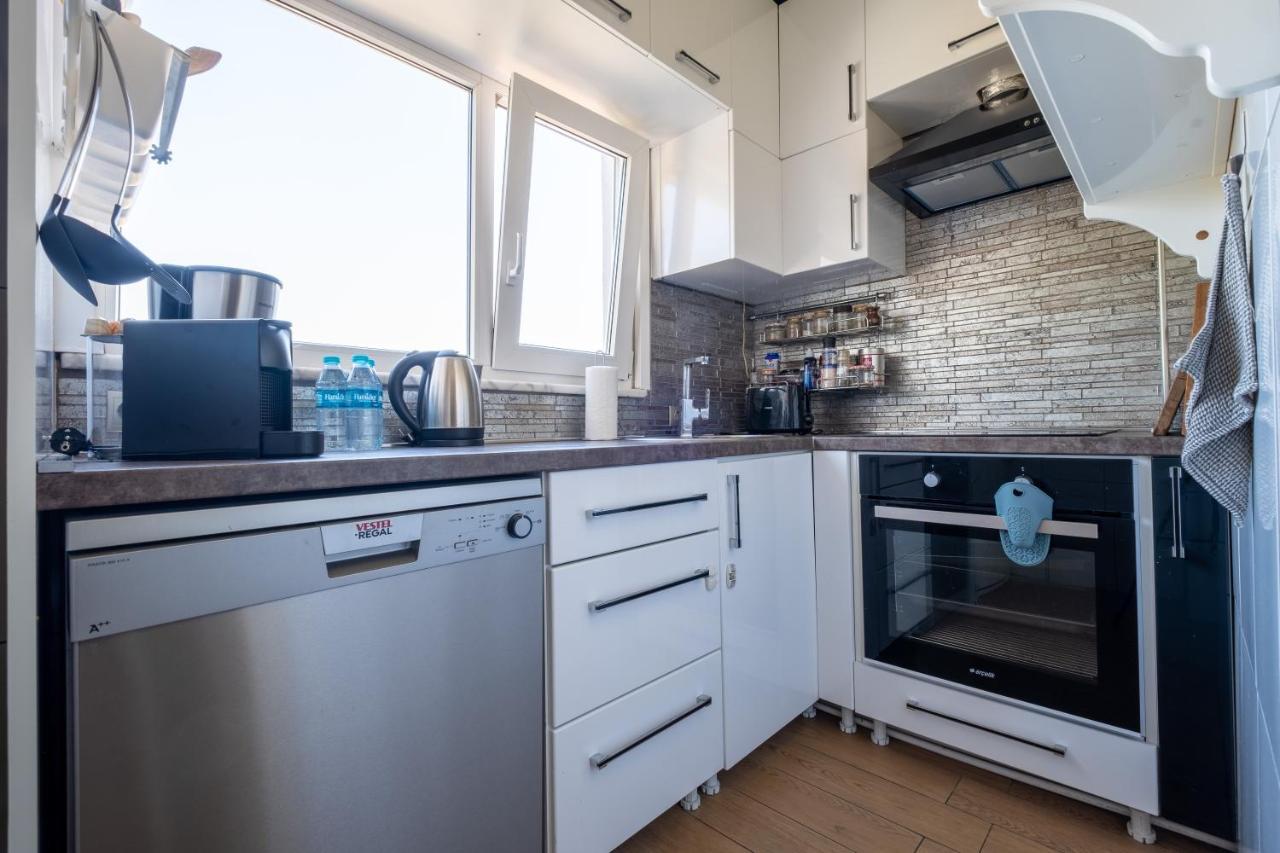 Apartment Stunning 2br At The Brim Of The Bosphorus *